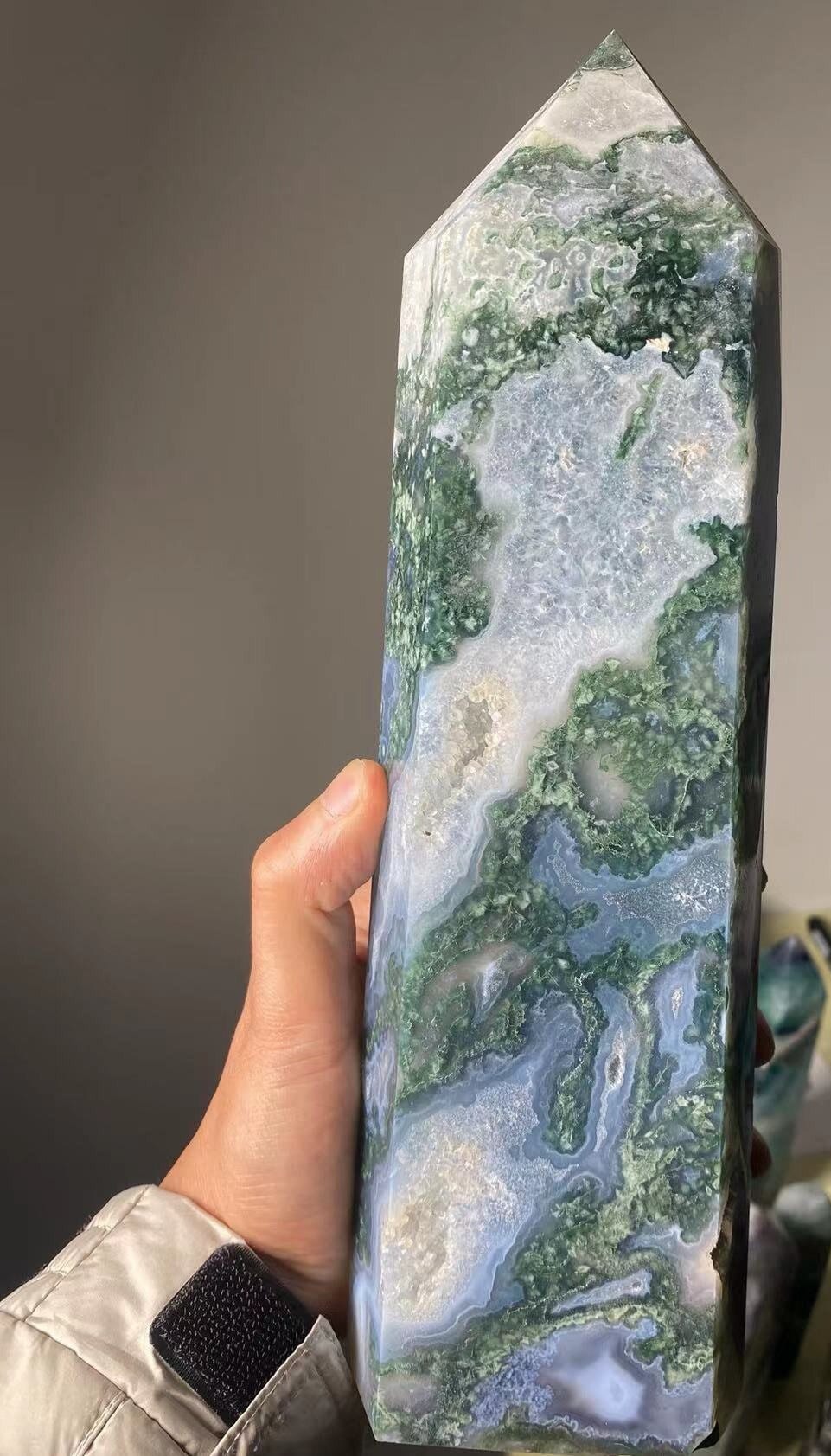 Natural Moss Agate Crystal Chakra Healing Energy Point Tower