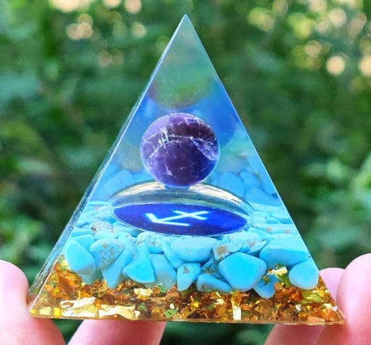 Meditation Crystal Manifestation Stones Healing Crystals Crystals Chakra Crystal Quartz Crystal Pyramid Crystal Cluster
