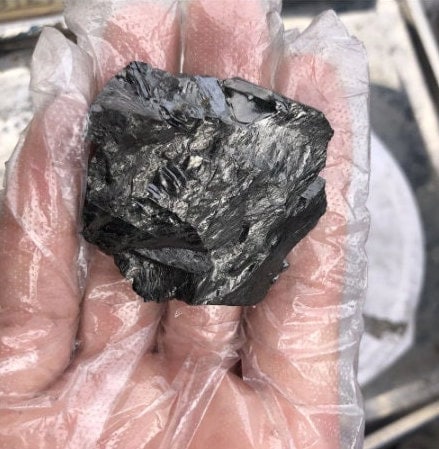 Elite Shungite Natural Raw Stone Emf Protection Water Purification