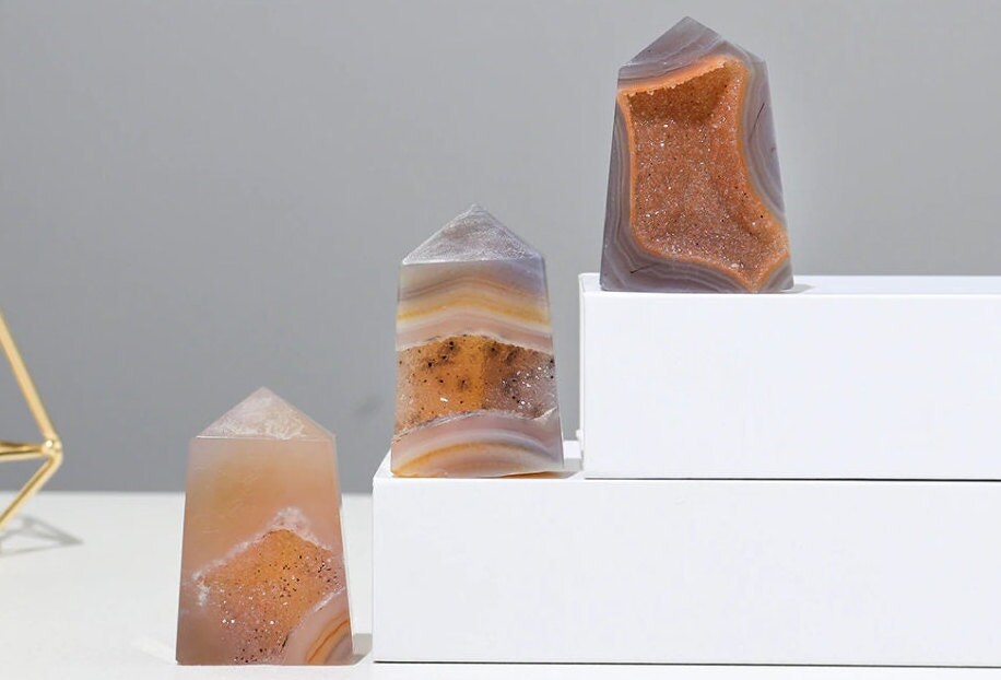 Raw Stone Raw Quartz Crystal Raw Quartz Raw Crystals Raw Crystal Quartz Raw Crystal Quartz Agate Crystal Ornaments Natural Stone Natural Raw Stone Natural Raw Crystal Natural Quartz