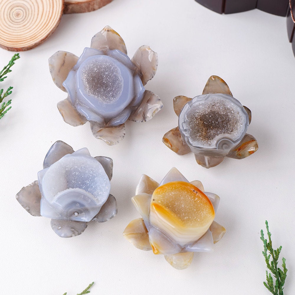 Natural Crystals Natural Crystal Natural Agate Lotus Flower Home Decor Flower Crystal Decor Crystal Sculpture Crystal Figurine Crystal Decor Cornucopia Christmas Gift