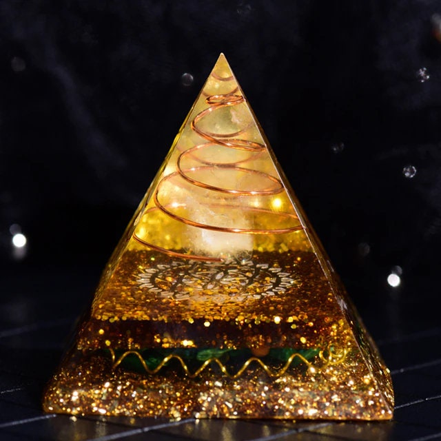 Natural Crystal Gravel Orgonite Healing Crystals Energy Pyramid