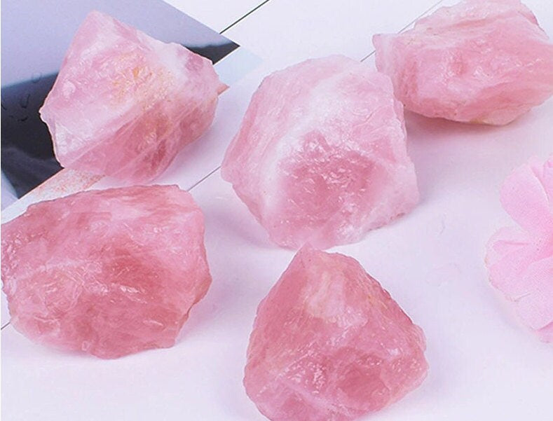 Natural Raw Rose Quartz Crystal Stone Pink Crystal Mineral Specimen