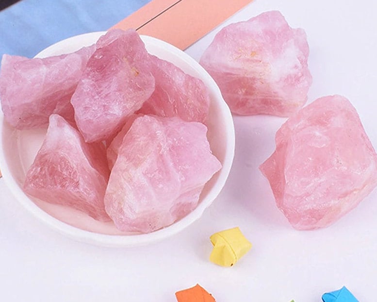 Natural Raw Rose Quartz Crystal Stone Pink Crystal Mineral Specimen