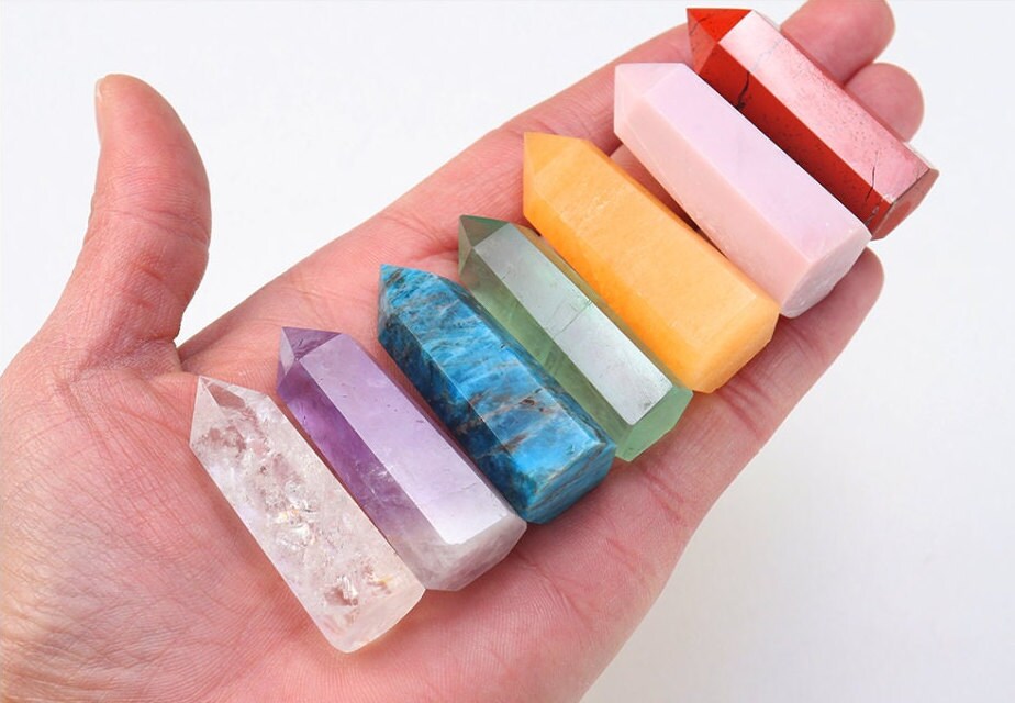 Natural Stone Chakras Quartz Balances Energy Crystal Point Set