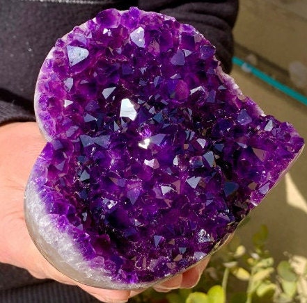 Meditation Stone  Manifestation Stone  Home Decor  Heart-Shaped  Crystal  Christmas Gift  Amethyst Gem