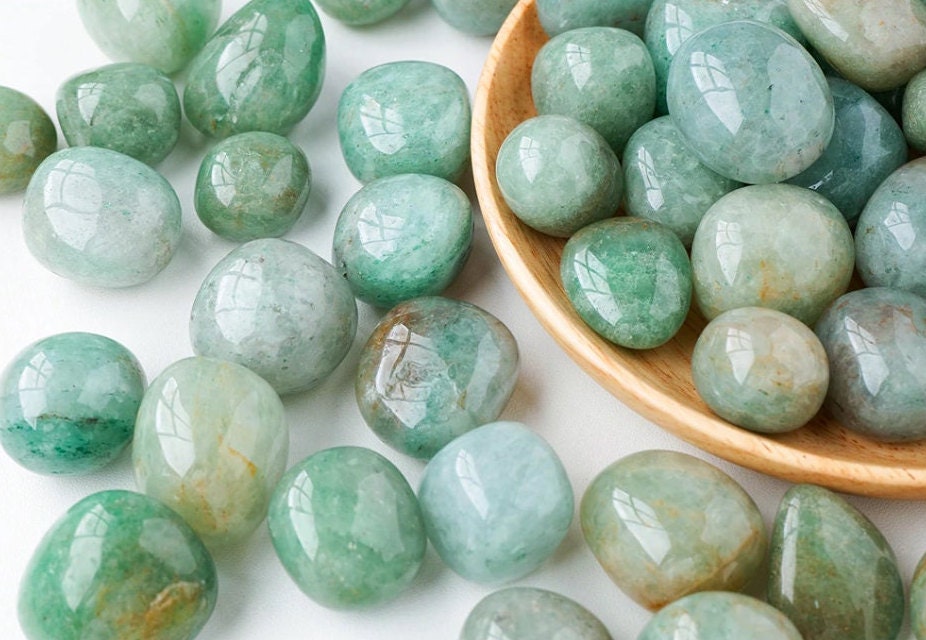 Natural Polished Green Strawberry Tumbled Stones Healing Quartz