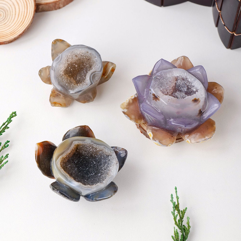 Natural Agate Crystal Lotus Flower Figurine Healing Décor With Druze